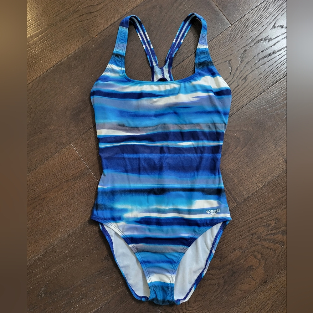 Speedo One-Piece Swimsuit Blue Wave Multi-Stripe Racerback Sz 8 Medium